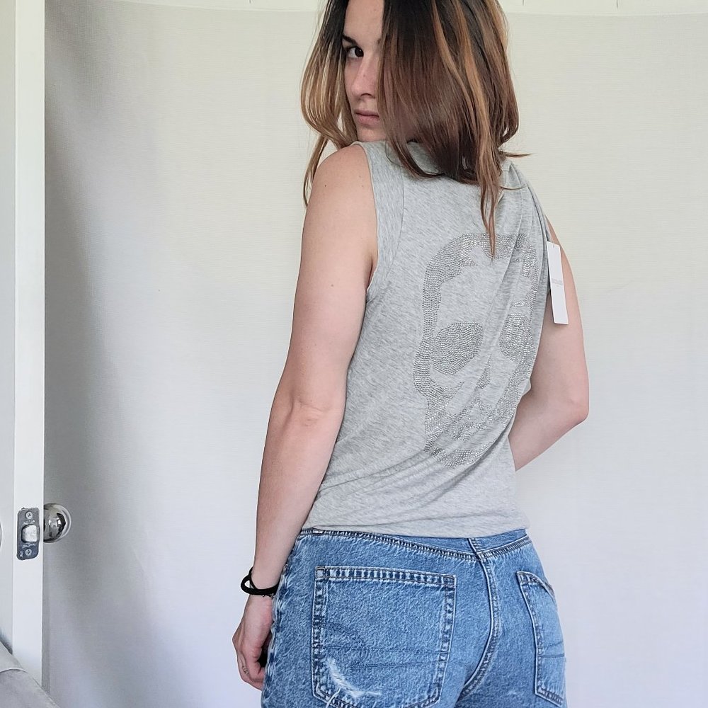 Zadig & Voltaire Brooklyn Skull Rhinestone Back Gray V-Neck Sleeveless Tee Small - Picture 3 of 9